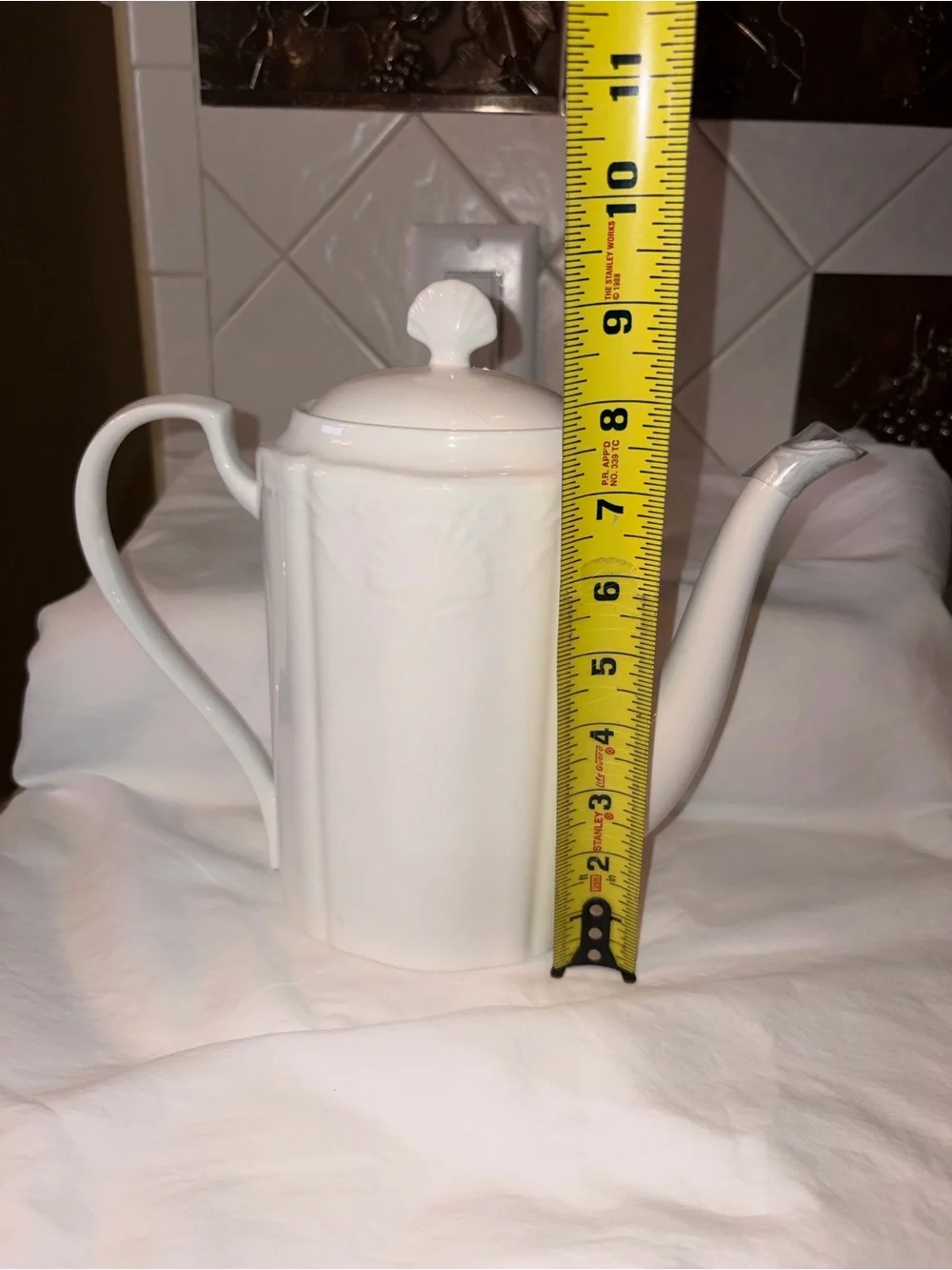 Nwot Mikasa Hampton bays porcelain coffee pot